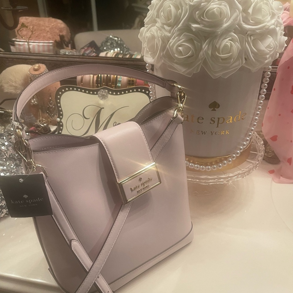 Kate Spade Reegan Bucket Bag - Picture 13 of 16